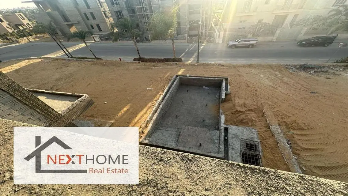 The lowest price for a 1050 sqm villa in Katameya