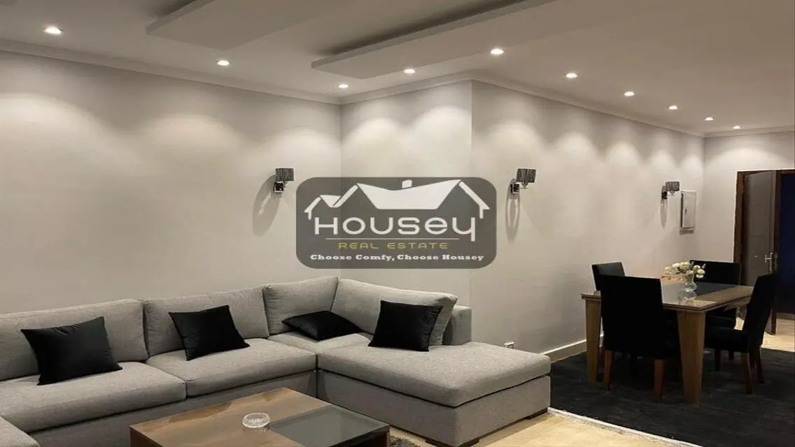 Studio Apt - immediate rent - Village Gate