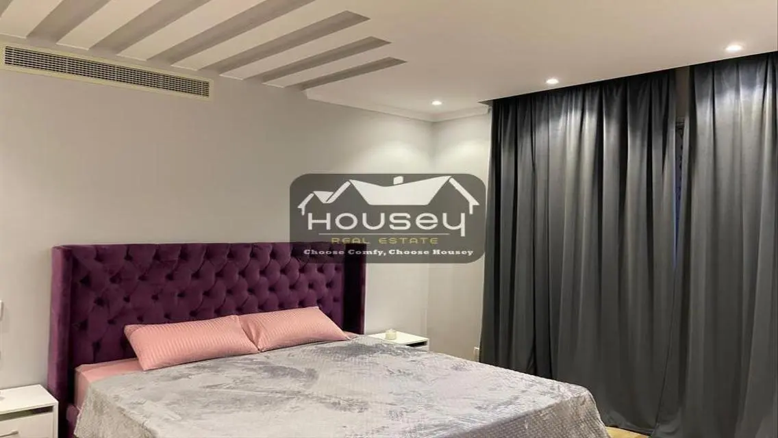 Studio Apt - immediate rent - Village Gate