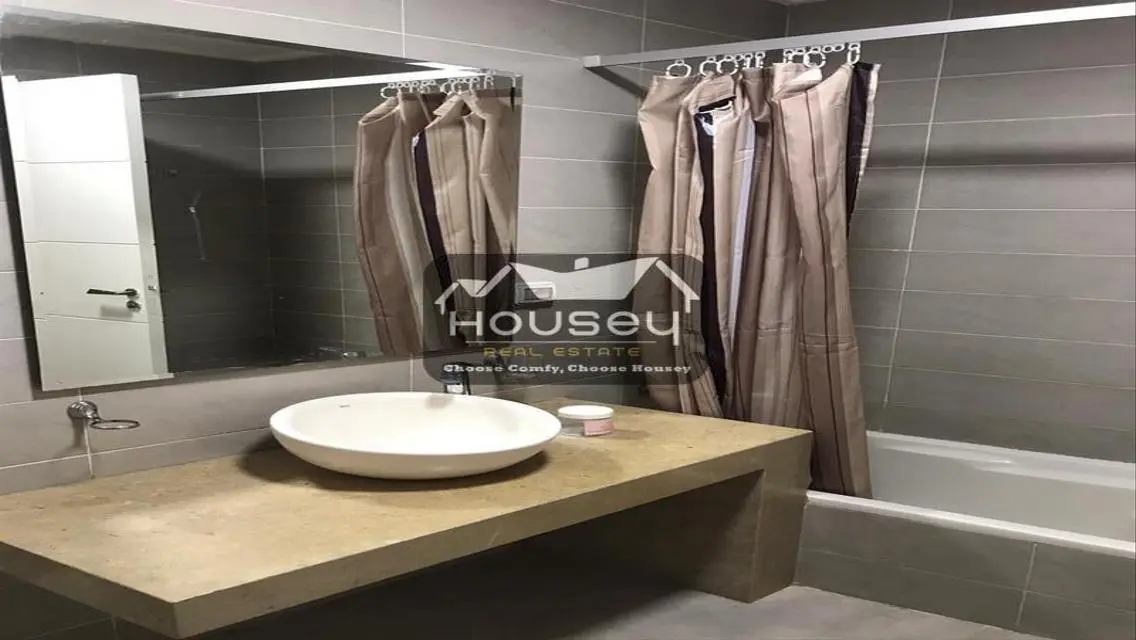 Rent now! - Village Gate - Palm Hills - Modern