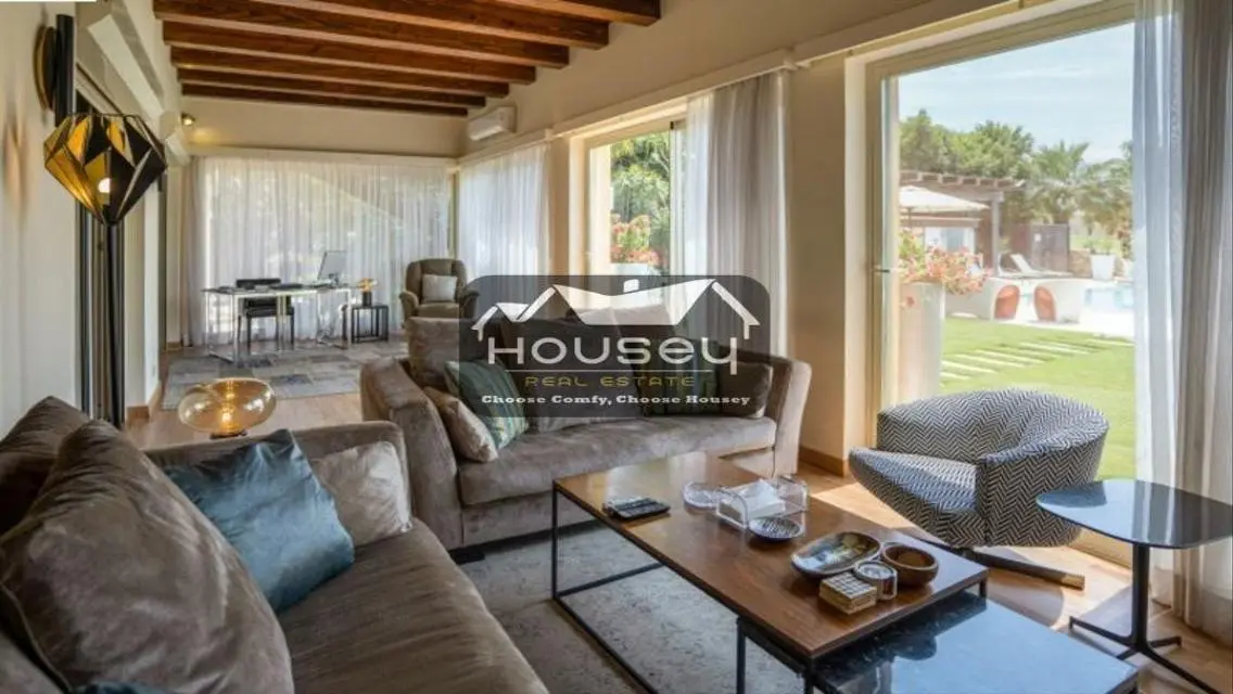 Buy now! 6 garage spots - with private pool and Garden - Villa - Katameya Heights