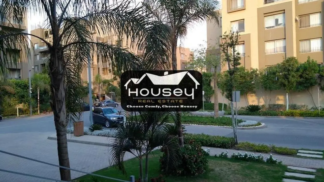 Studio Apt - immediate rent - Village Gate