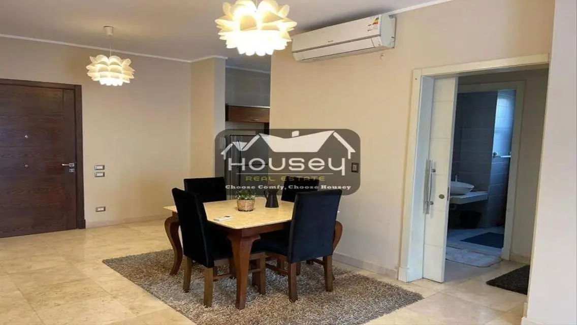 Fully furnished - Studio Apt - immediate rent - Village Gate