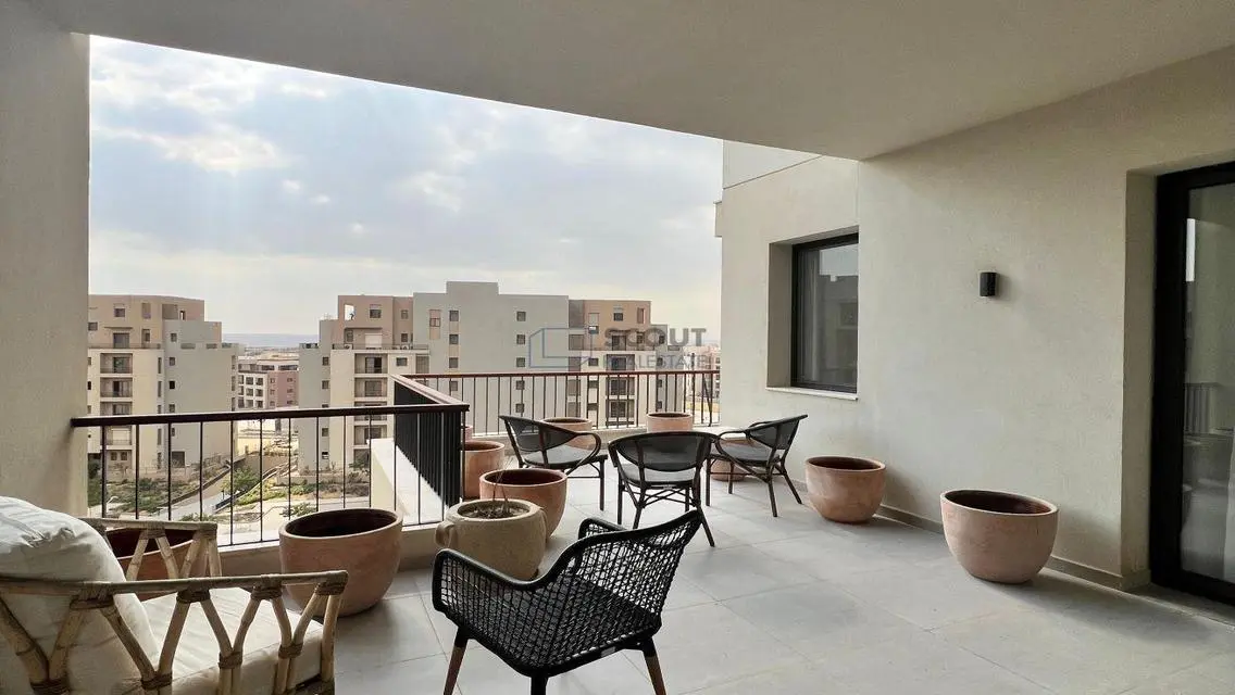Luxury Apartment for Sale with Amazing Amenities