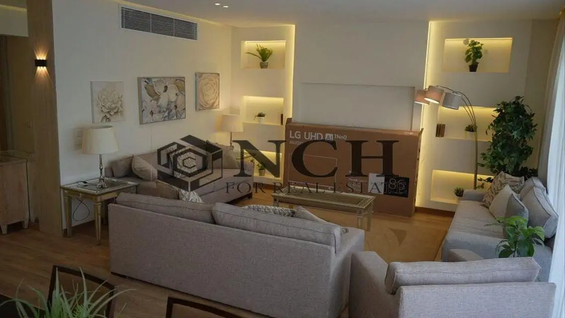 ELEGANT PENTHOUSE 266M WITH PRIVATE POOL FOR RENT