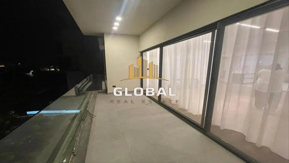 Semi furnished Apartment 1master Open kitchen