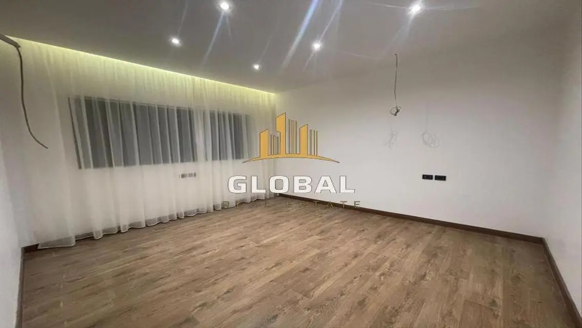 Semi furnished Apartment 1master Open kitchen