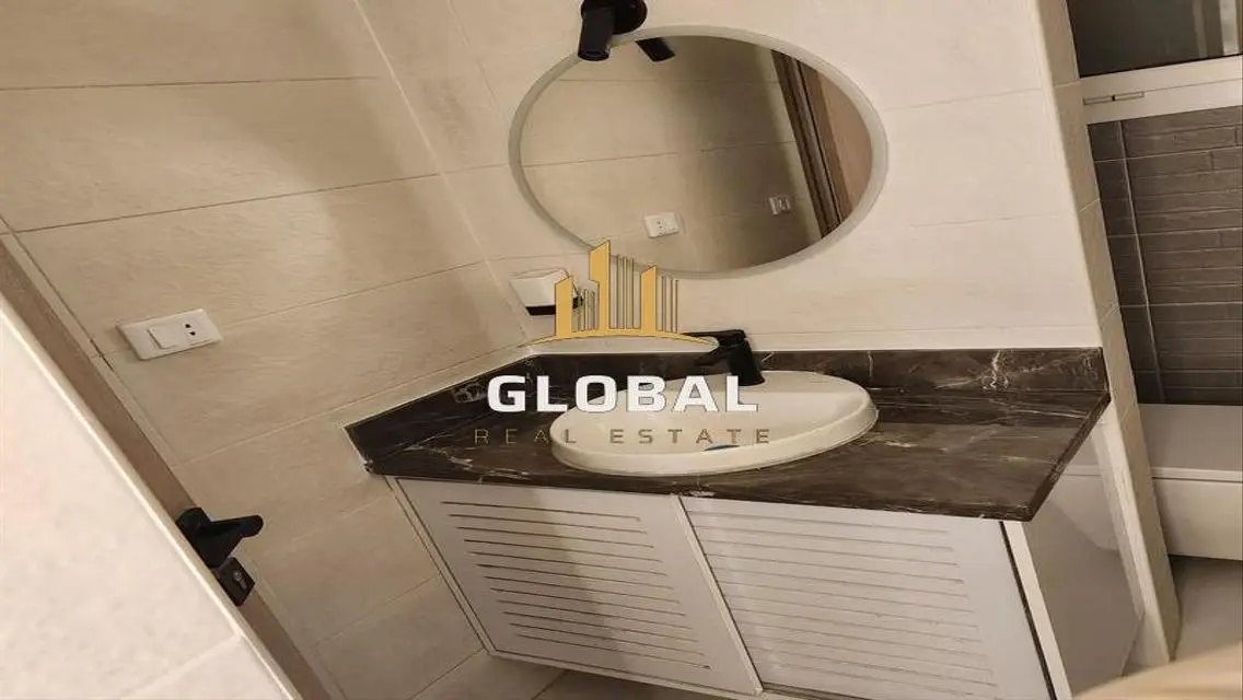 شقه بجاردن اول استخدام نصف فرش بمطبخ مفتوح