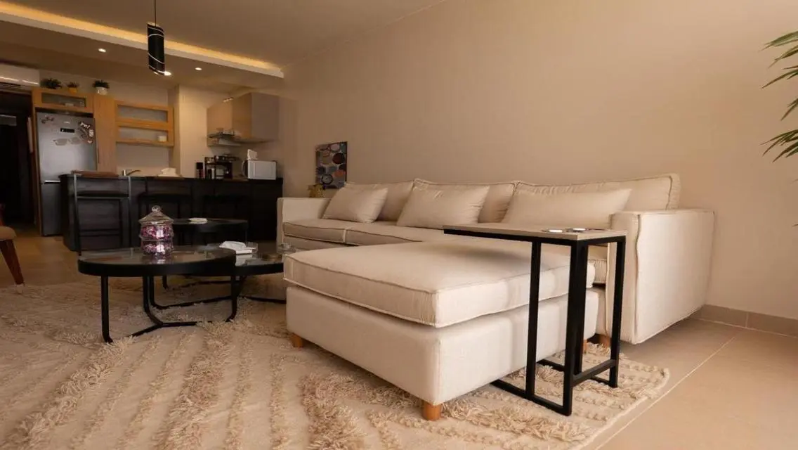 chalet 2nd floor in pavo lagoon view fully furn.