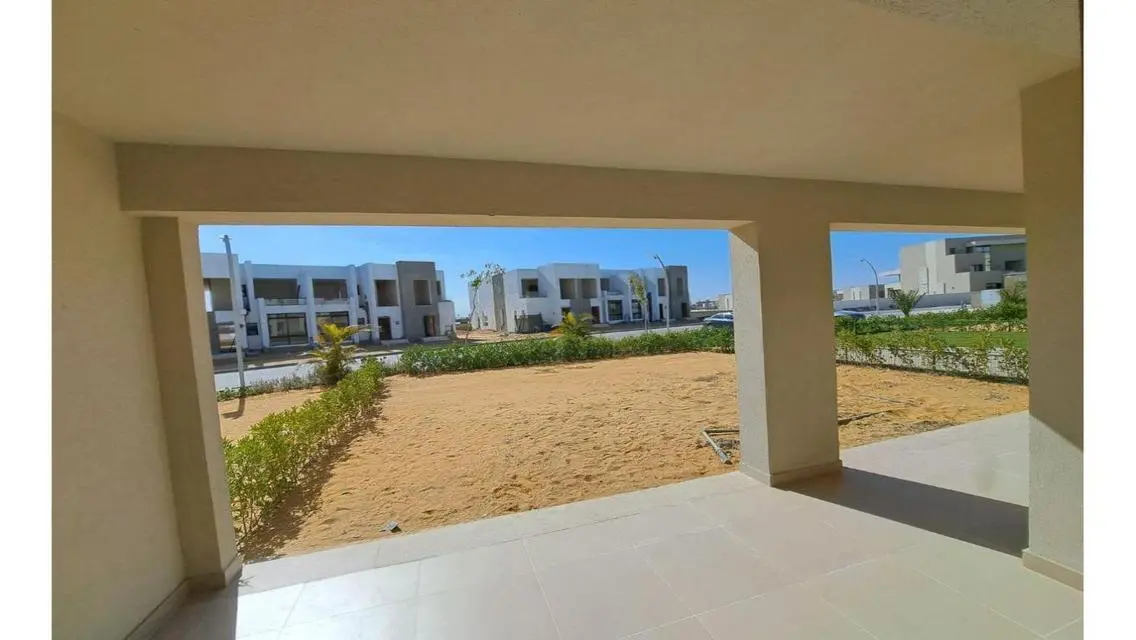 Ground floor in Akamar fully finished + Kit. + Acs
