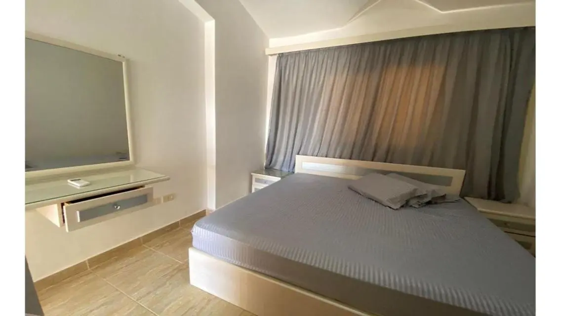 Duplex , pool view, fully furnished, 4 bedrooms
