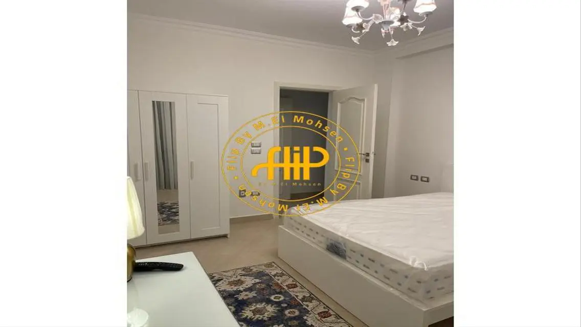 Ground Apartment For Rent In Westown 125M