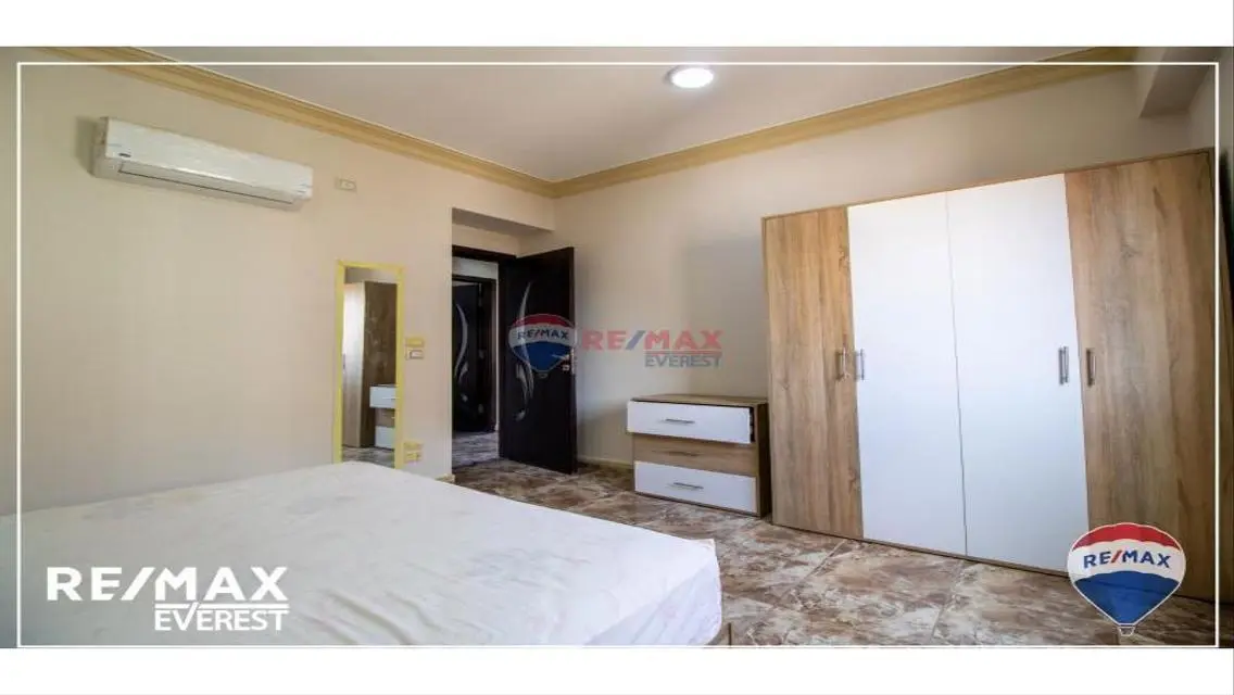 135sqm Furnished Apartment in West Somid- October