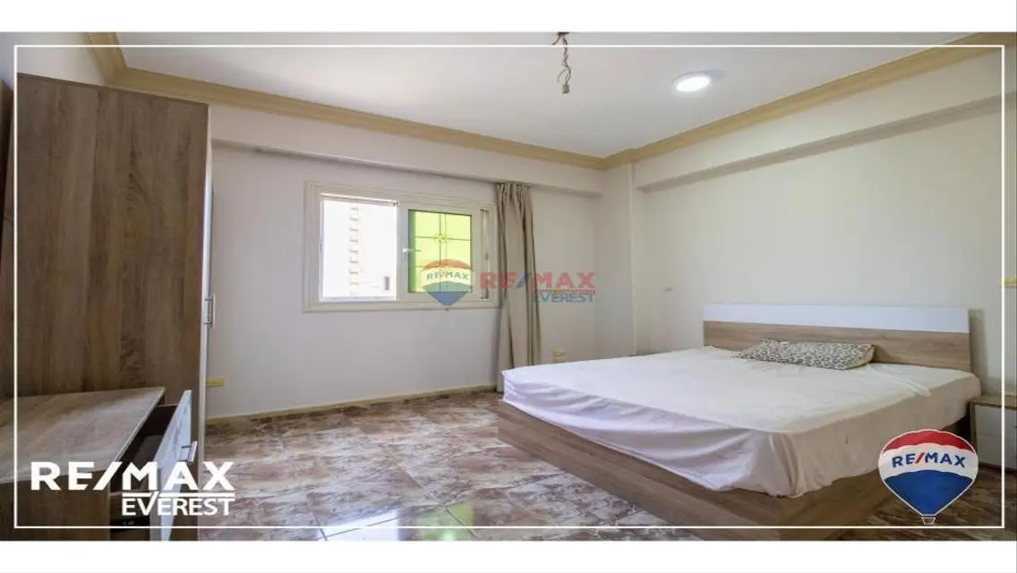 135sqm Furnished Apartment in West Somid- October