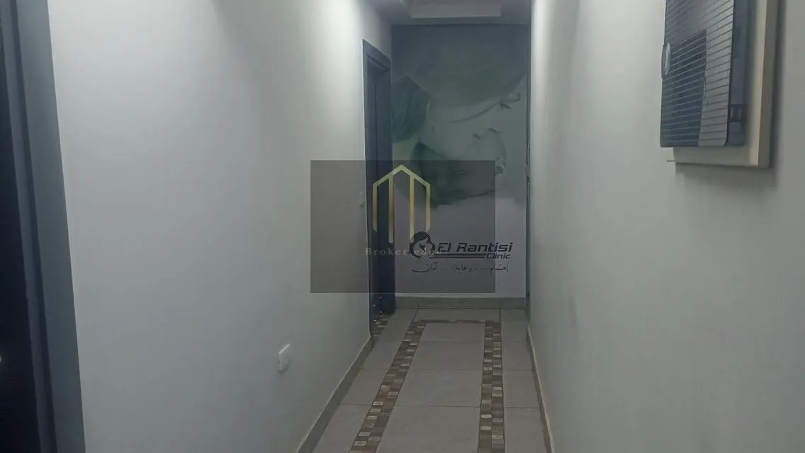 عيادة للبيع دور تالت مربعات الحرية ميرغنى