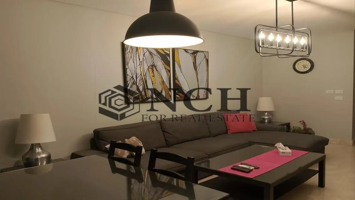 FULLY FURNISHED APARTMENT WZ GARDEN 70M FOR RENT .