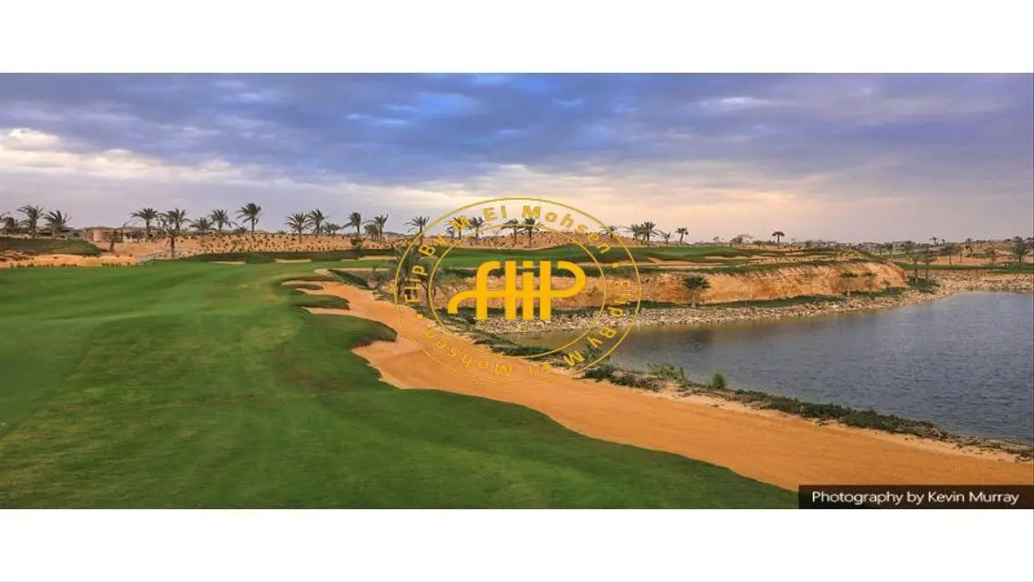 Exclusive Lake View Standalone Corner For Sale 744