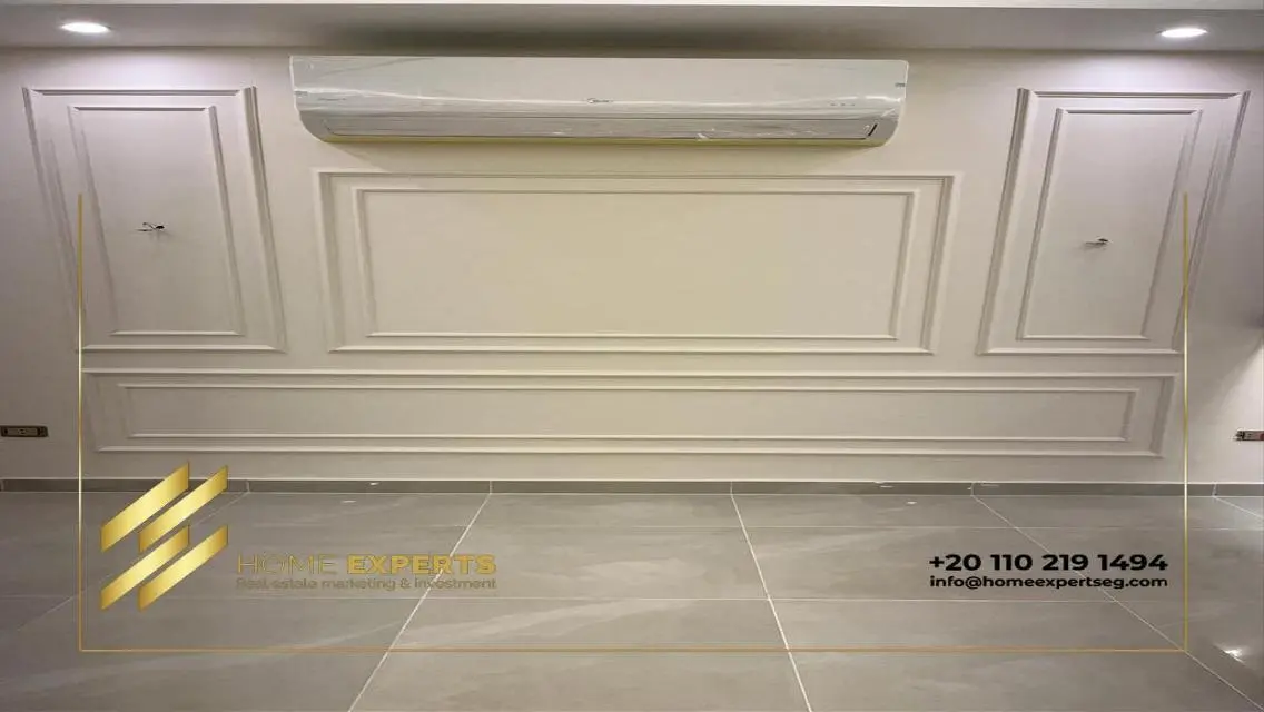 Apartment for rent in Azad l kitchen &amp; ACs