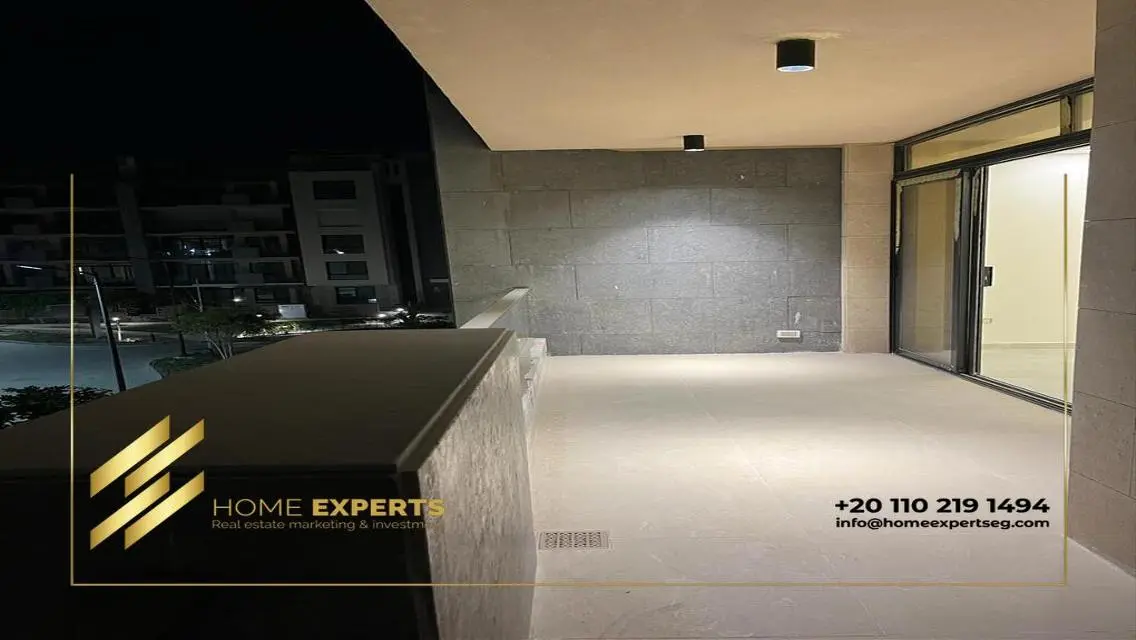 Apartment for rent in Azad l kitchen &amp; ACs