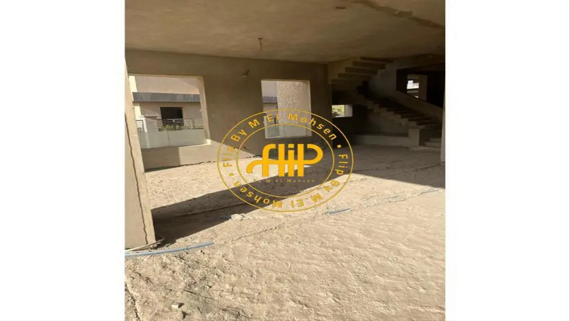 فيلا تصميم خاص آيفوري هيلزاطلالة البحيرة والحديقة