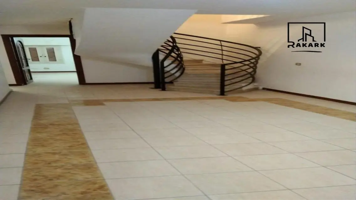 مقر اداري دوبلكس للايجار في شيراتون ف مربع الوزراء