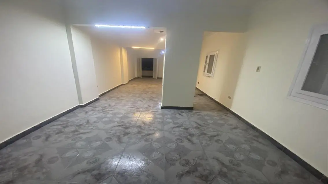 شقة للايجار ناصيه مميزه ع ش محمود النحاس بالهرم