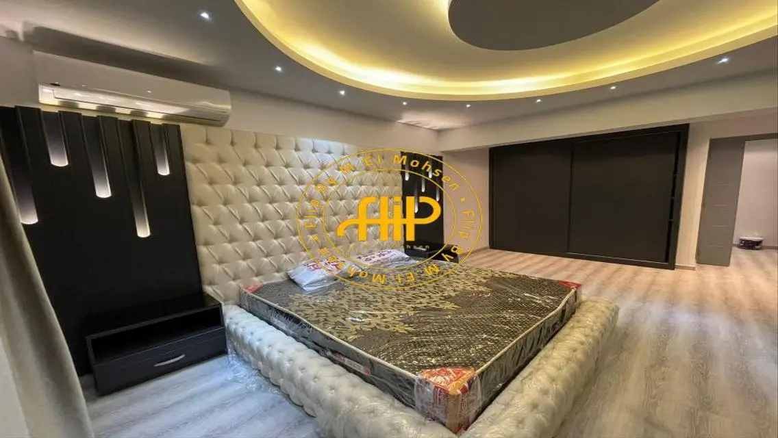 تاون هاوس للايجار مفروش بالكامل  في بيل اير 380 م