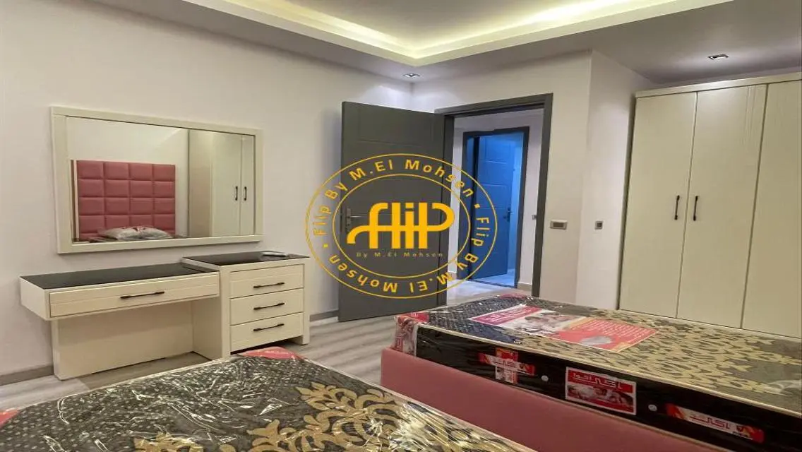 تاون هاوس للايجار مفروش بالكامل  في بيل اير 380 م