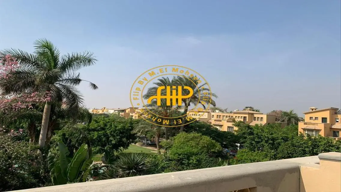 تاون هاوس للإيجار في بالم هيلز 300 متر