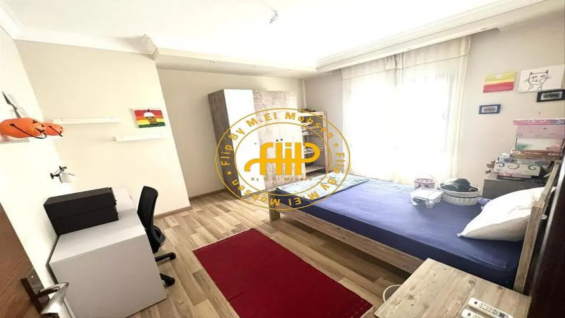 Apartment For Rent Courtyard Fully Furnished 245M