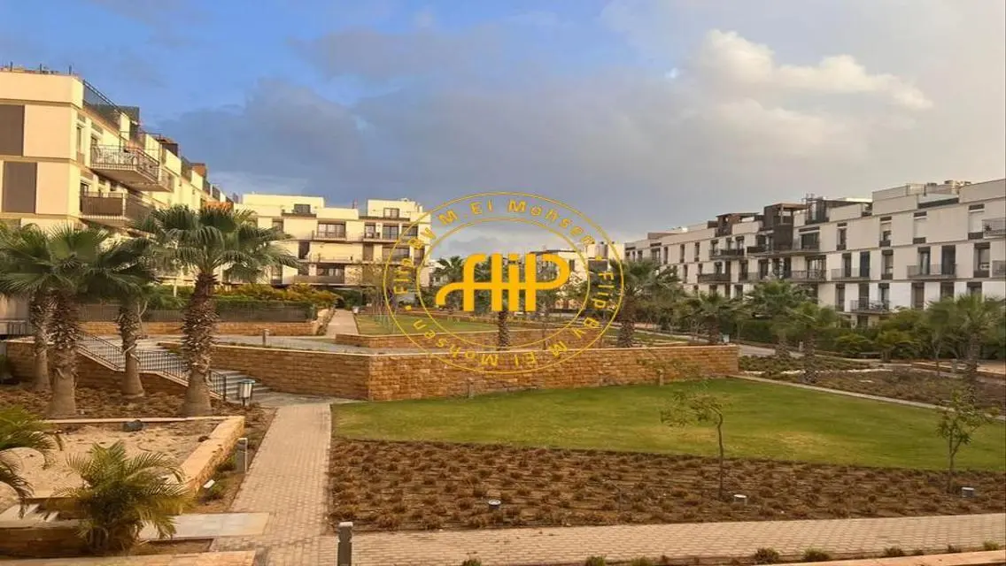 Apartment For Rent Courtyard Fully Furnished 245M