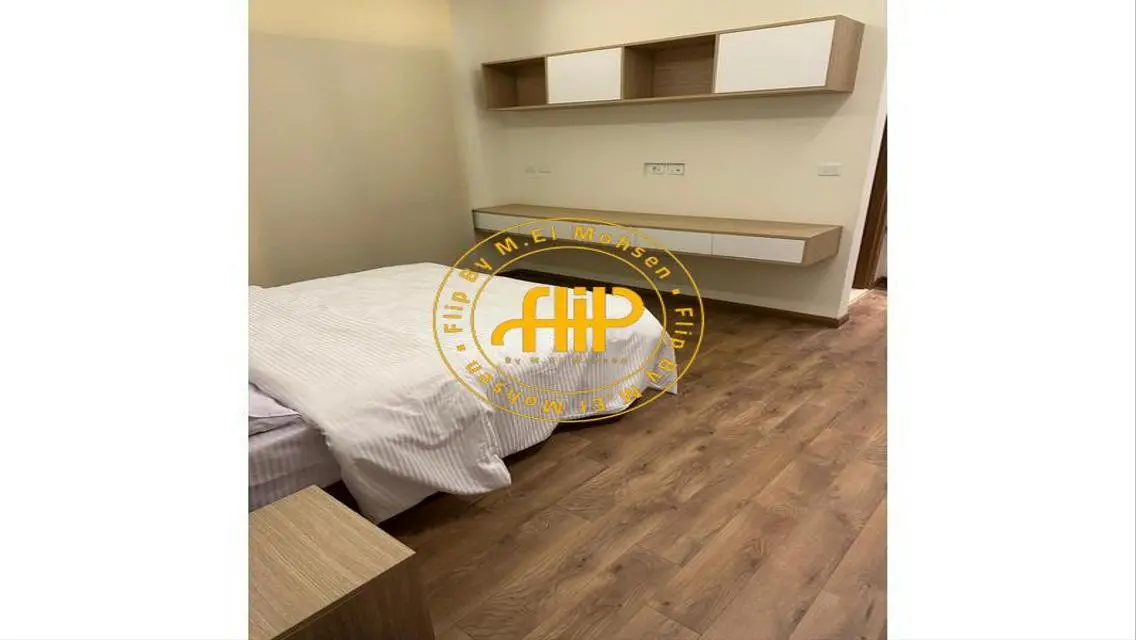 Ground Apartment For Rent In Courtyard 209 M
