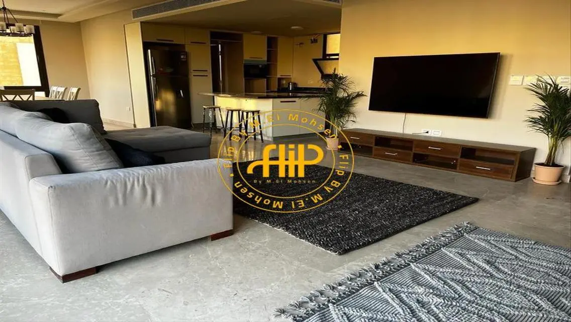 Upper Duplex For Rent In Westown 270M