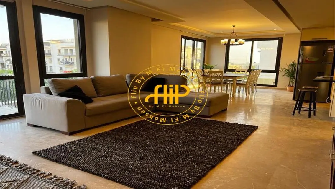 Upper Duplex For Rent In Westown 270M