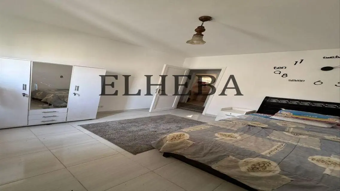 Fully furnished apartment with view garden,3 room