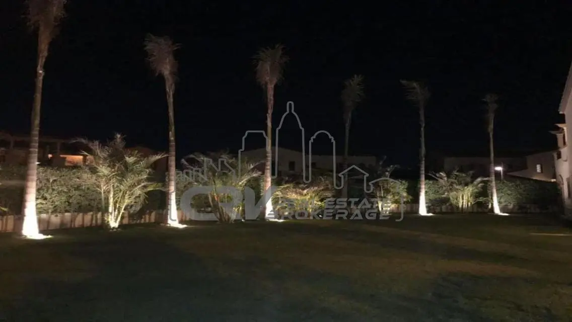 Villa private pool for rent in marassi