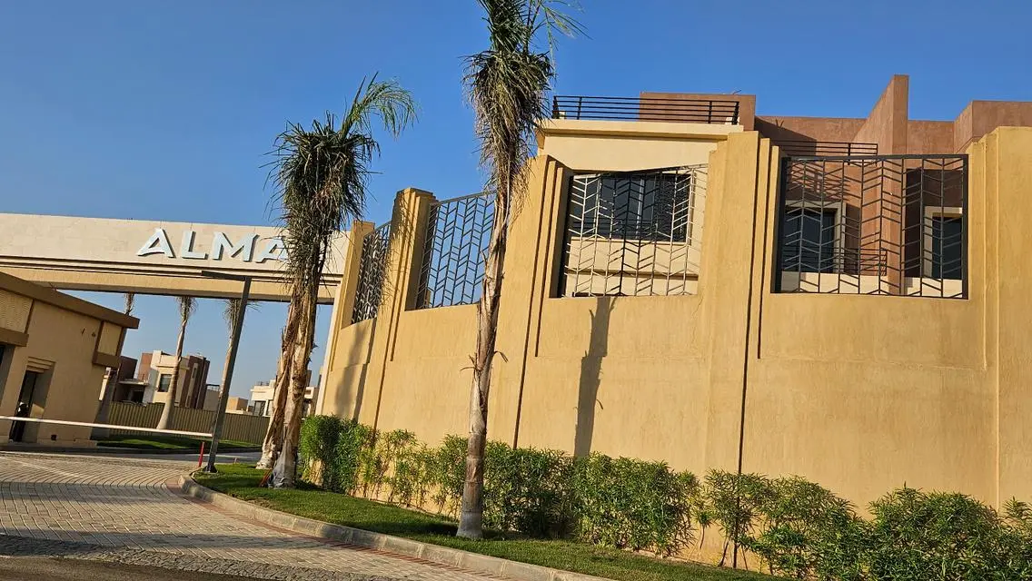 توين هاوس تشطيب فاخر - الما الشيخ زايد - ايوان