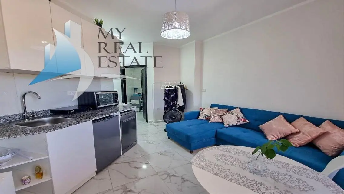 Cozy studio is offered for sale in Juliana Resort