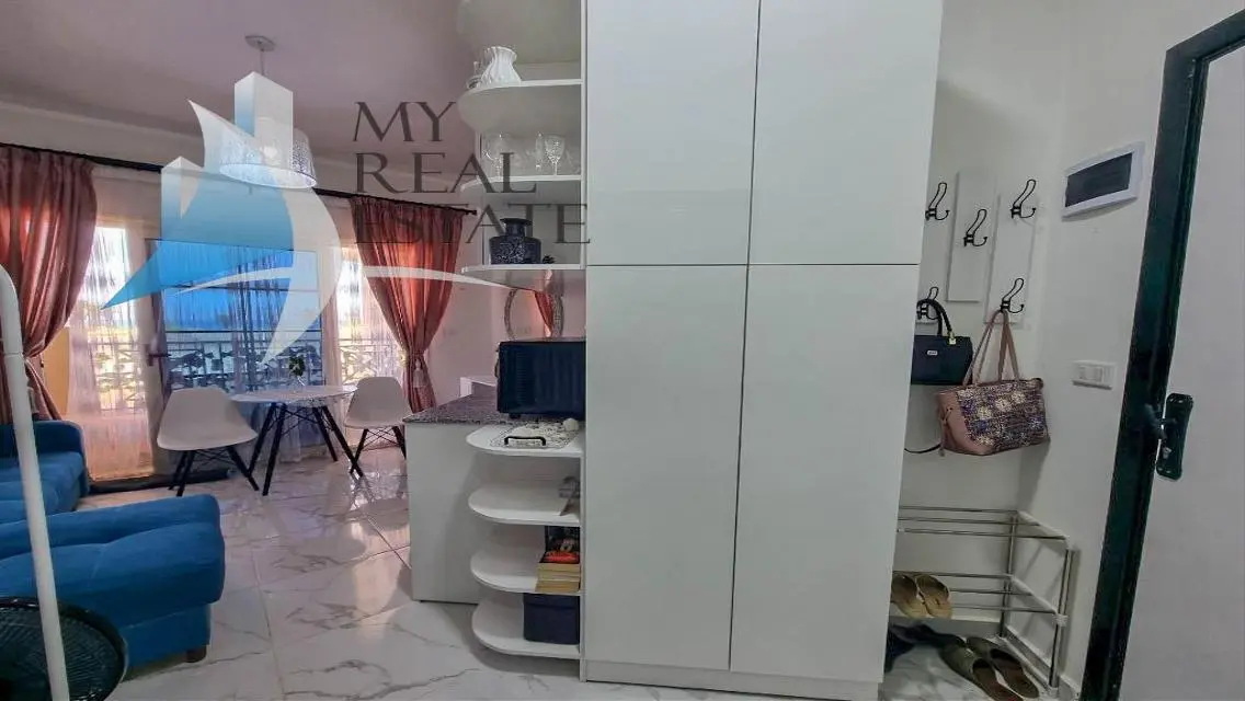 Cozy studio is offered for sale in Juliana Resort