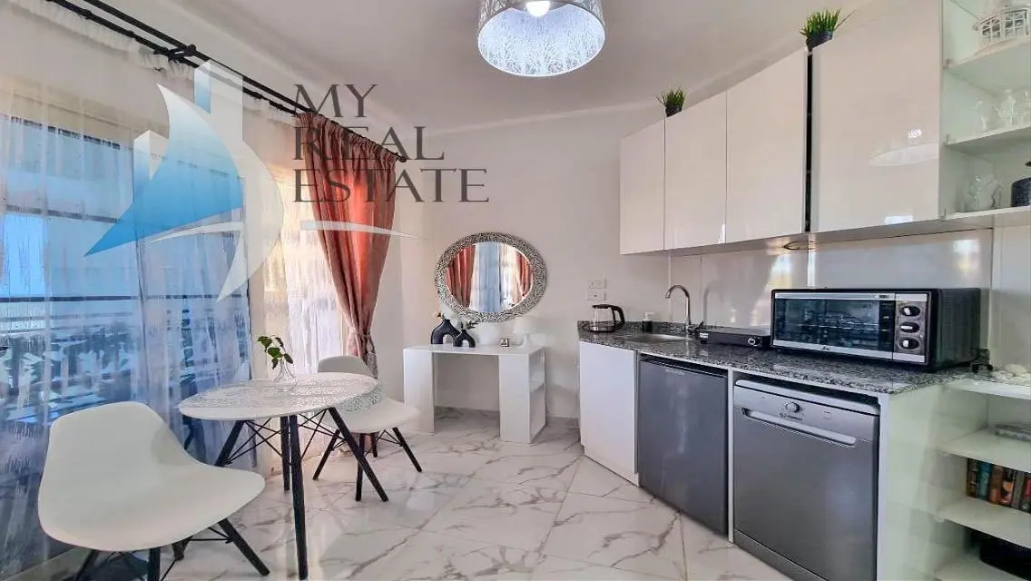 Cozy studio is offered for sale in Juliana Resort