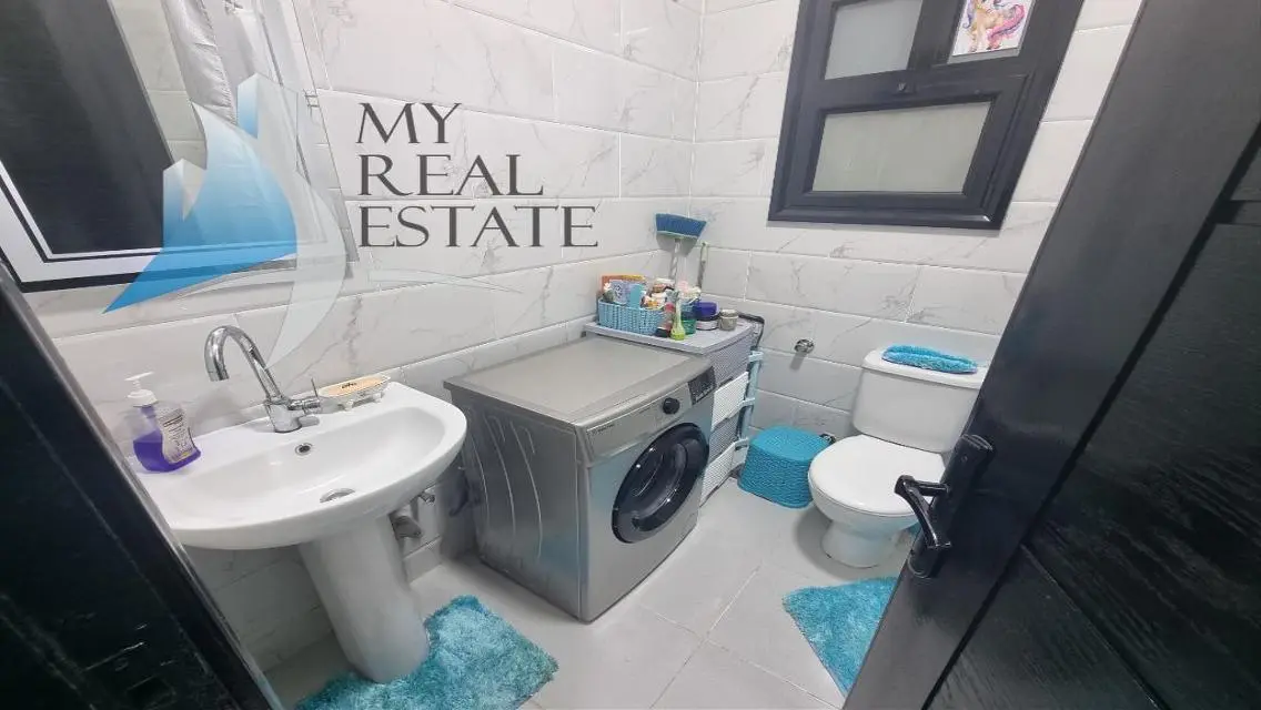 Cozy studio is offered for sale in Juliana Resort