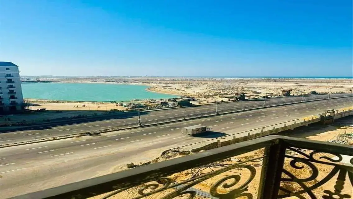 فيلا فاخرة مع مسبح خاص وحديقة
