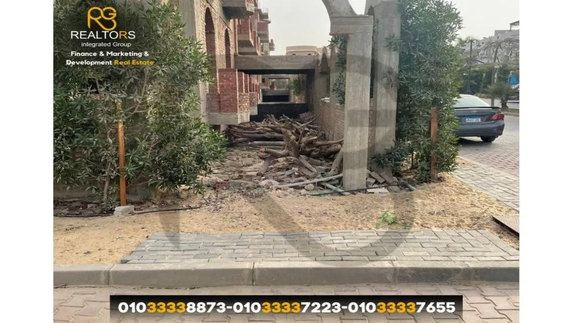 فيلا مستقله للبيع 1350م2 كمبوند الفدا جاردنز
