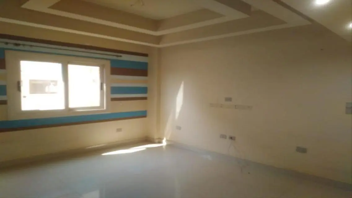 بينتهاوس للايجار في كمبوند بيفرلي الشيخ زايد  360م