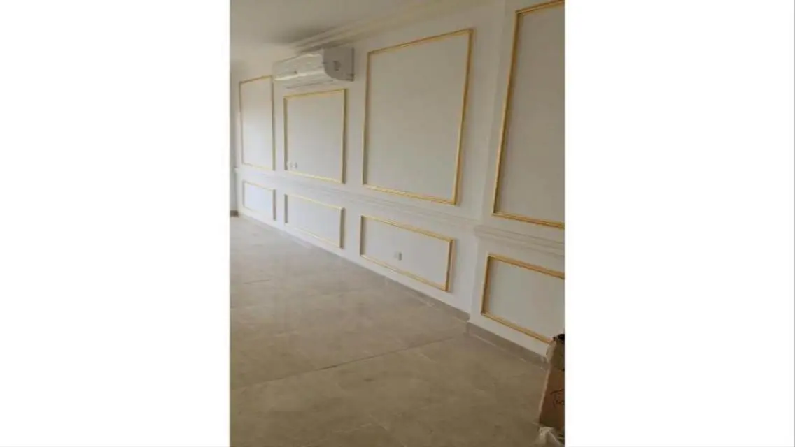 semi furnished Apartment 195m rent Marasem