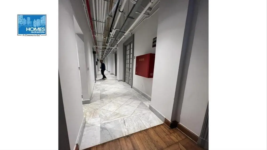 office rent 1300sqm in 650.000 EG street finished.