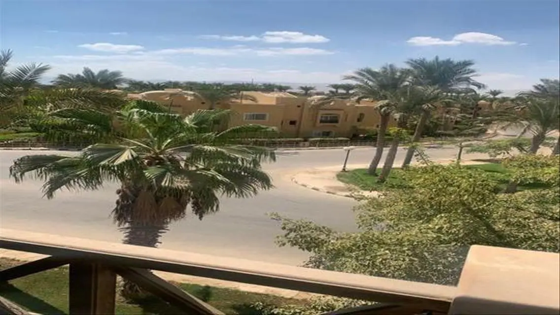 شالية استلام فورى بالفرش والاجهزة فى ستيلا الجولف