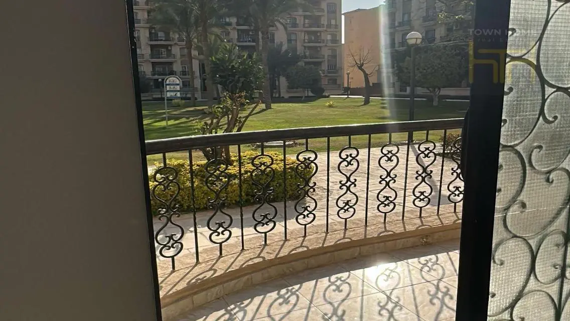 استديو للايجار في مدينة الرحاب 65م ارضي فيو جاردن