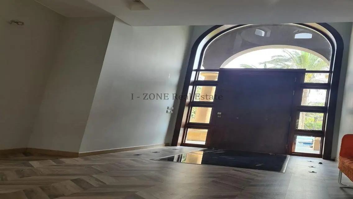 Ultra Modern Villa for Rent in Lake View Dusit