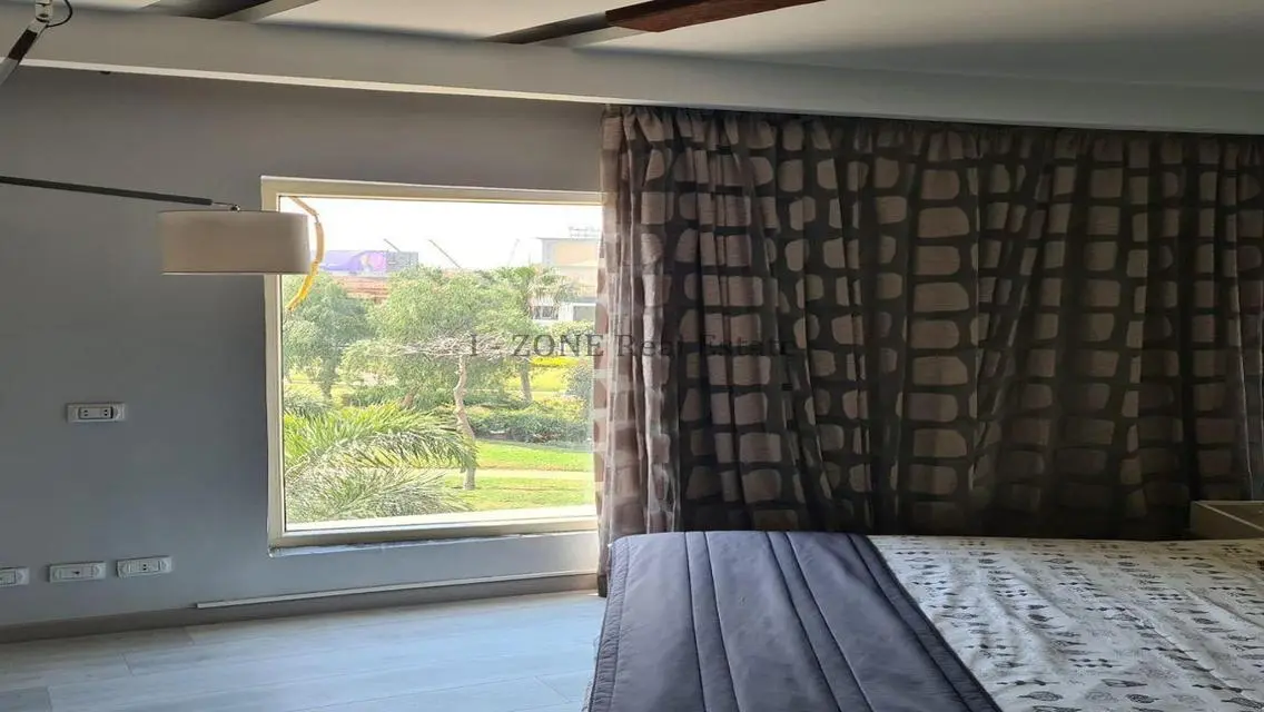 Ultra Modern Villa for Rent in Lake View Dusit